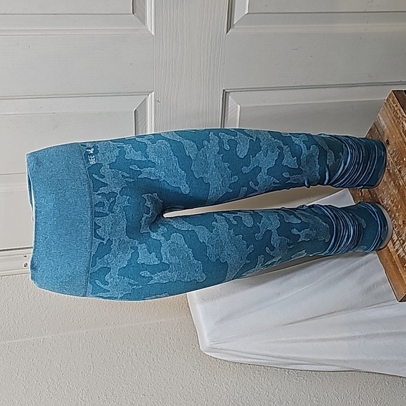 BEE FIT Army Seamless Leggings - Picture 2 of 9